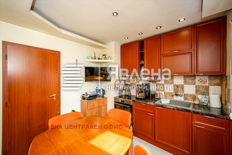 Продава 3-СТАЕН, гр. София, Хиподрума, снимка 4 - Апартаменти - 54162178