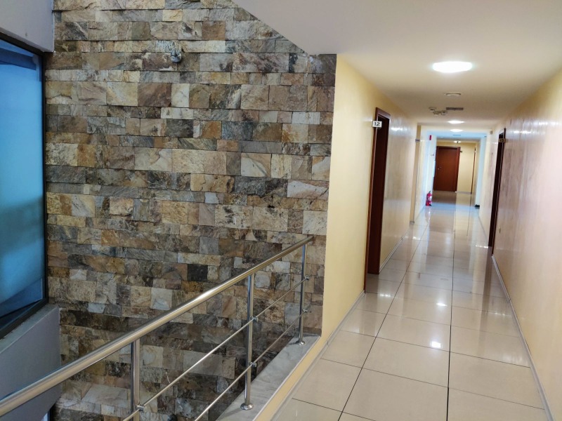 Продава ОФИС, гр. Бургас, Изгрев, снимка 3 - Офиси - 53537933