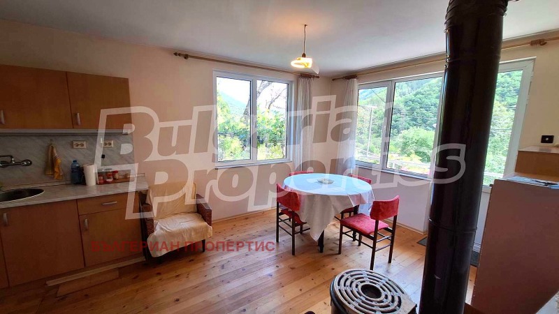 In vendita  Casa regione Plovdiv , Narechenski bani , 286 mq | 30836352 - Immagine [14]