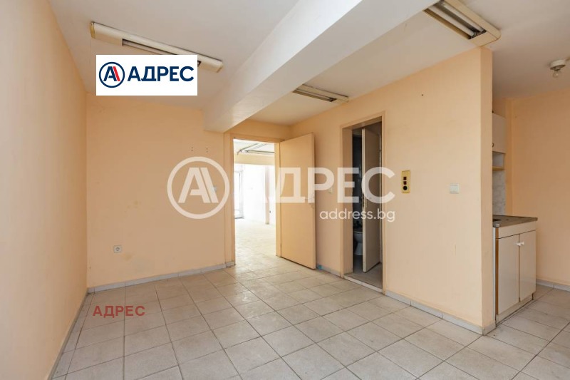 Продава  Магазин град Варна , Окръжна болница-Генерали , 117 кв.м | 12946190 - изображение [4]