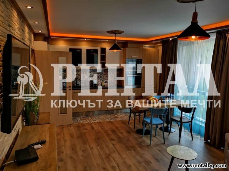 Продава 2-СТАЕН, гр. Пловдив, Център, снимка 3 - Aпартаменти - 49542783