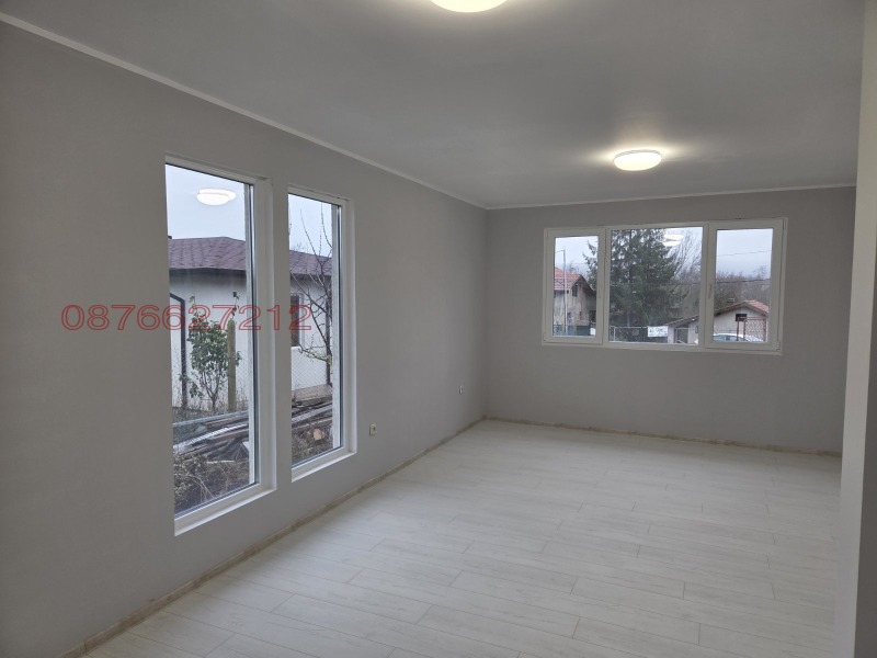 Продава КЪЩА, с. Осеново, област Варна, снимка 3 - Къщи - 52781596