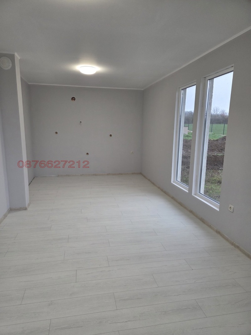 Продава КЪЩА, с. Осеново, област Варна, снимка 5 - Къщи - 52781596