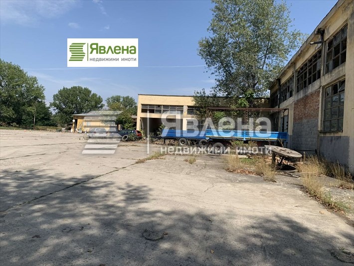 Eladó  Ipari épület Pazardzsik , Idealen centar , 30780 négyzetméter | 44215946 - kép [3]