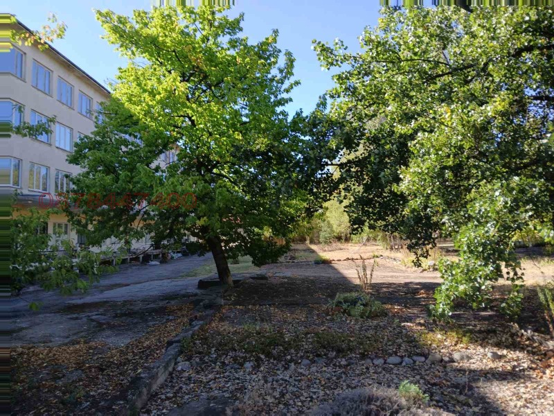 Продава  Хотел област София , гр. Долна баня , 5000 кв.м | 31173376 - изображение [6]