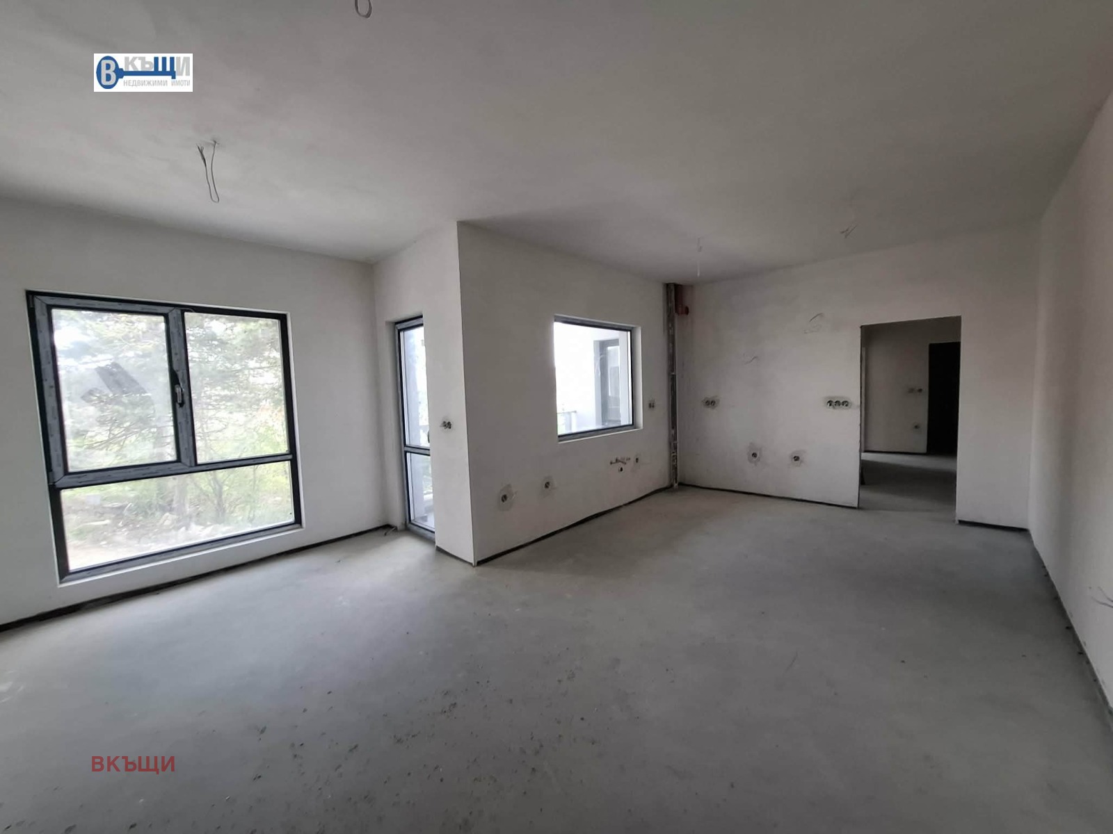 Продава 3-СТАЕН, гр. Велико Търново, Бузлуджа, снимка 2 - Апартаменти - 54217867