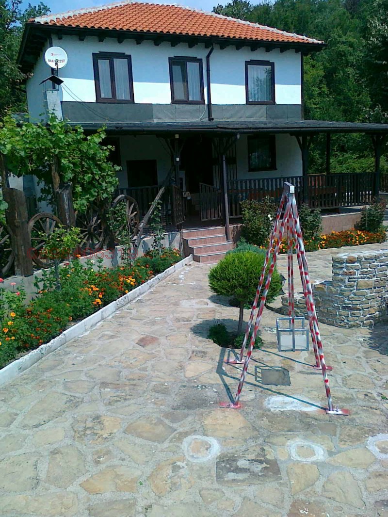 Продава КЪЩА, гр. Трявна, област Габрово, снимка 14 - Къщи - 52778932