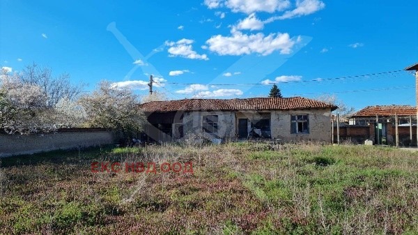 Продава КЪЩА, с. Стряма, област Пловдив, снимка 2 - Къщи - 53920210