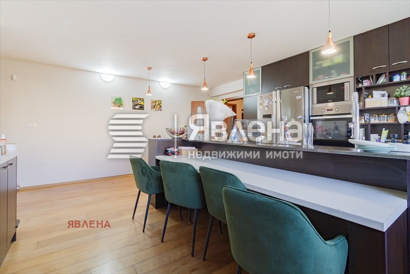 Продава КЪЩА, гр. София, м-т Камбаните, снимка 9 - Къщи - 55792707