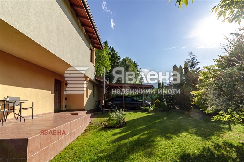 Продава КЪЩА, гр. София, м-т Камбаните, снимка 2 - Къщи - 55792707