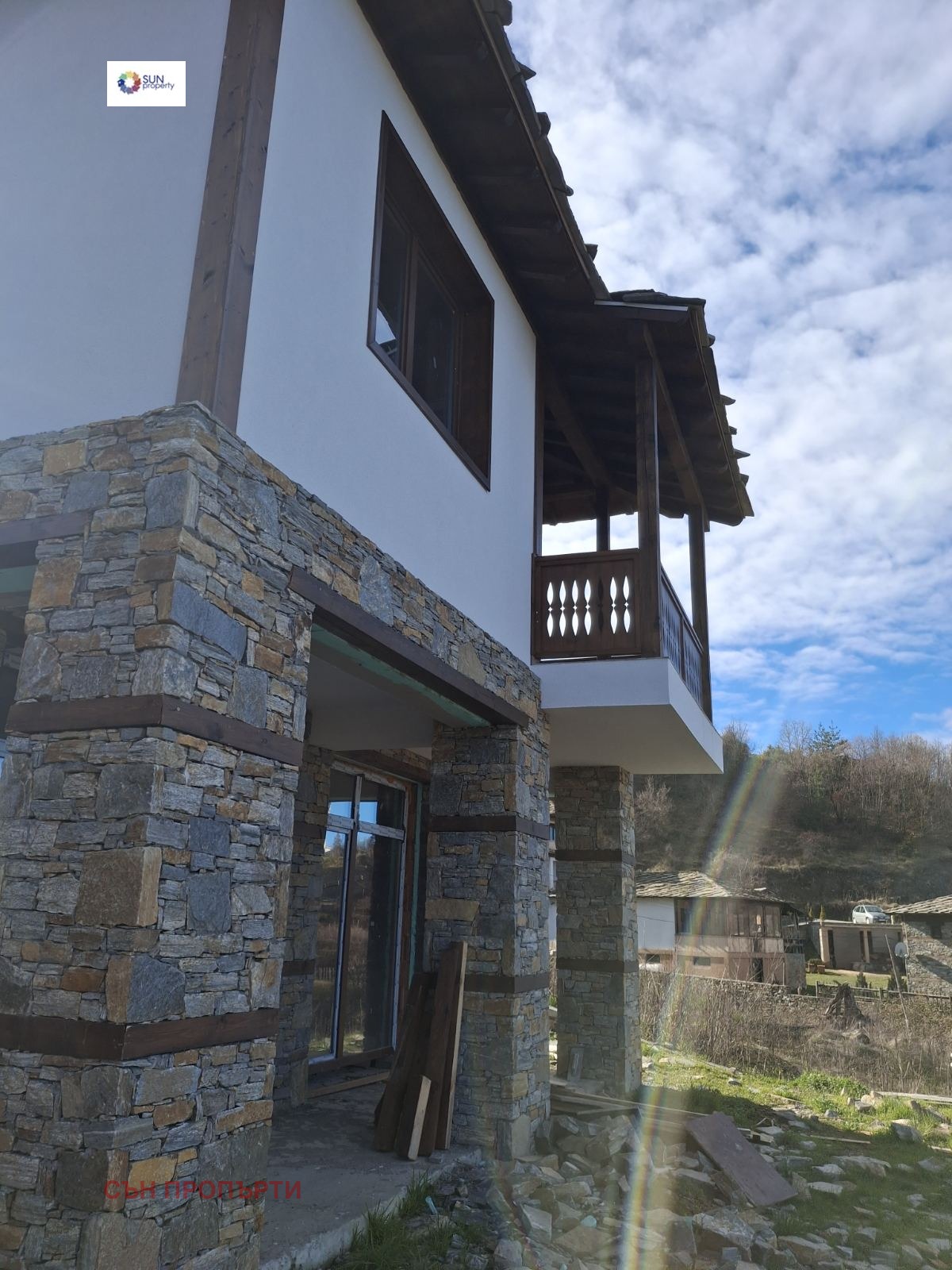 Продава КЪЩА, с. Лещен, област Благоевград, снимка 5 - Къщи - 49553303