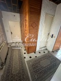 Продава 4-СТАЕН, град Шумен, Тракия • 195000 лв. • 36930720 — Holmes.bg