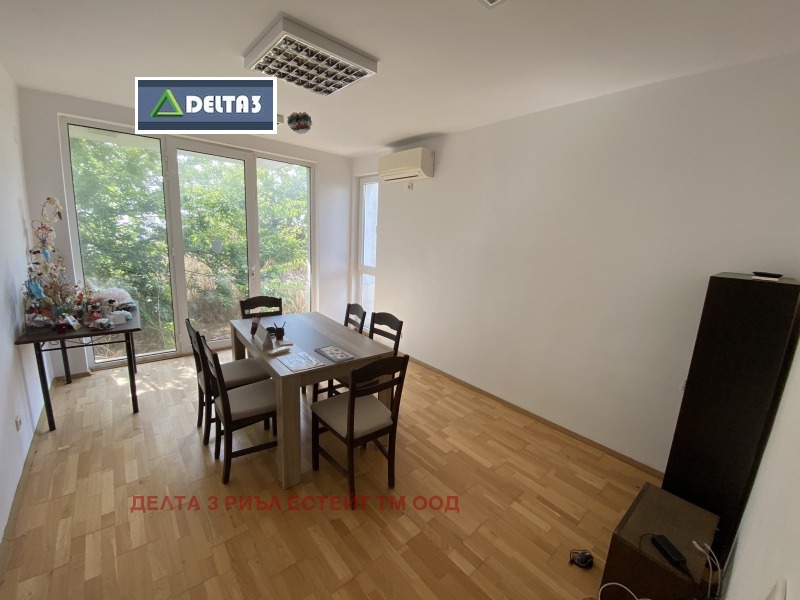 Продава КЪЩА в област Добрич, с. Божурец - 545 кв.м / 310 000 € » 606 307.30 лв., ДЕЛТА 3 РИЪЛ ЕСТЕЙТ ТМ ООД