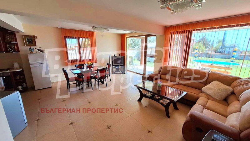 De vânzare  Casa regiunea Dobrich , Topola , 195 mp | 59680370 - imagine [2]