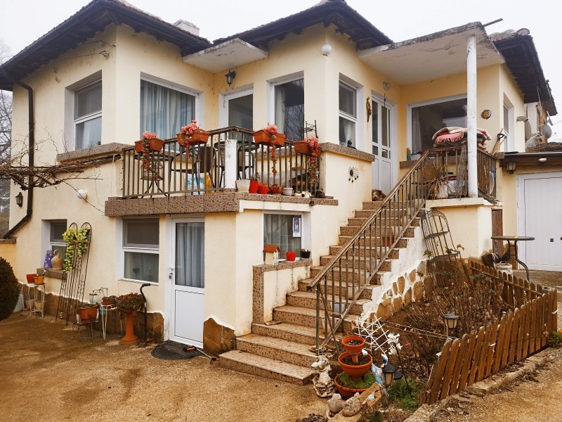 Продава КЪЩА, с. Маломир, област Ямбол