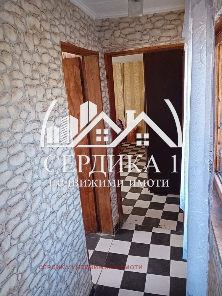 Продава КЪЩА, гр. Бобов дол, област Кюстендил, снимка 11 - Къщи - 55648479