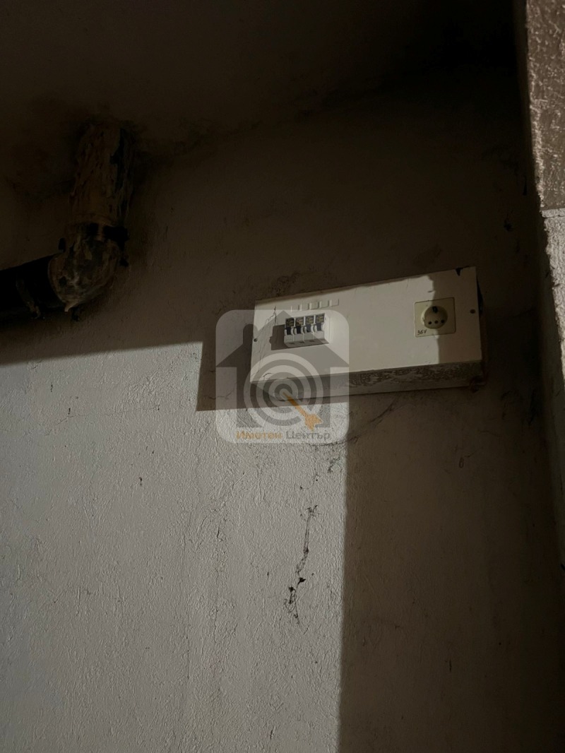 Продава ГАРАЖ, ПАРКОМЯСТО, гр. София, Белите брези, снимка 3 - Гаражи и паркоместа - 52744835