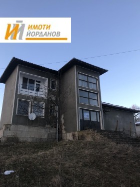 Продажба на имоти в с. Беброво, област Велико Търново - изображение 12 