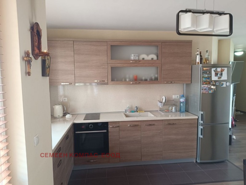 Продава  3-стаен град Пловдив , Кършияка , 101 кв.м | 94178445