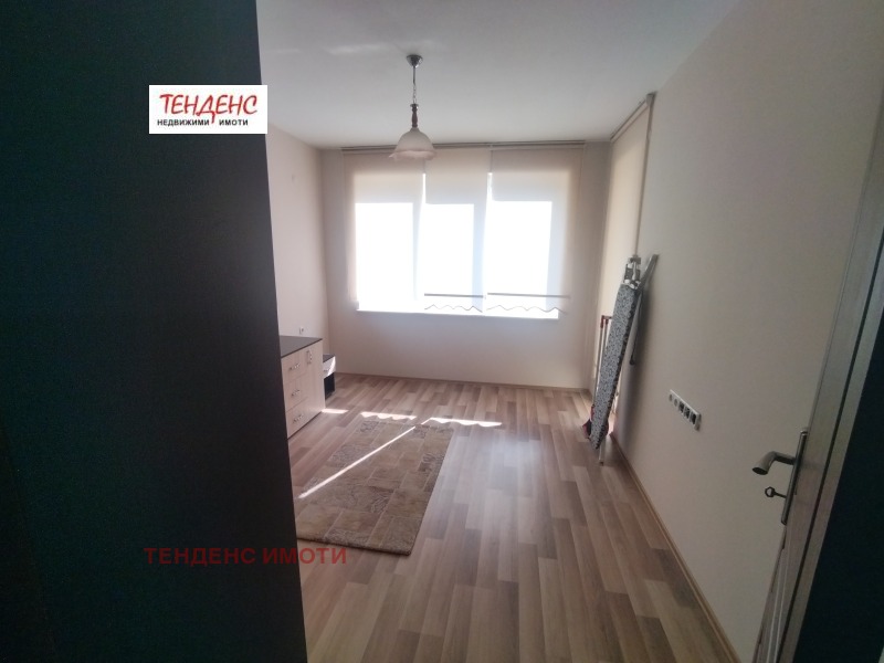 Продава 3-СТАЕН, гр. Кърджали, Възрожденци, снимка 2 - Апартаменти - 52075510