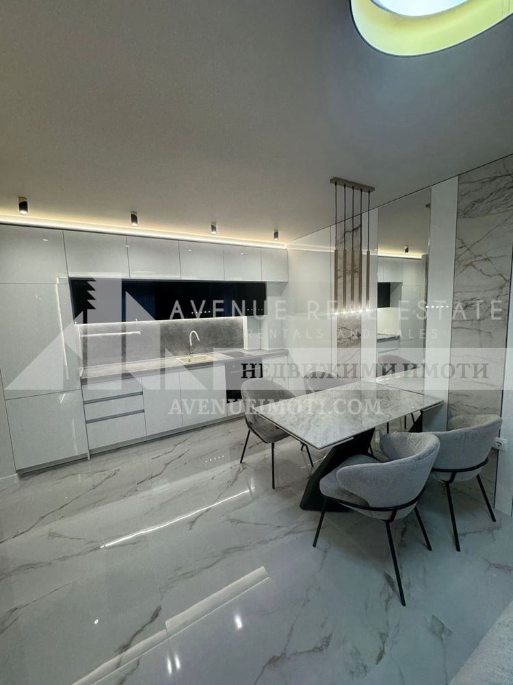 Продава 3-СТАЕН, гр. Пловдив, Остромила, снимка 3 - Апартаменти - 53074534