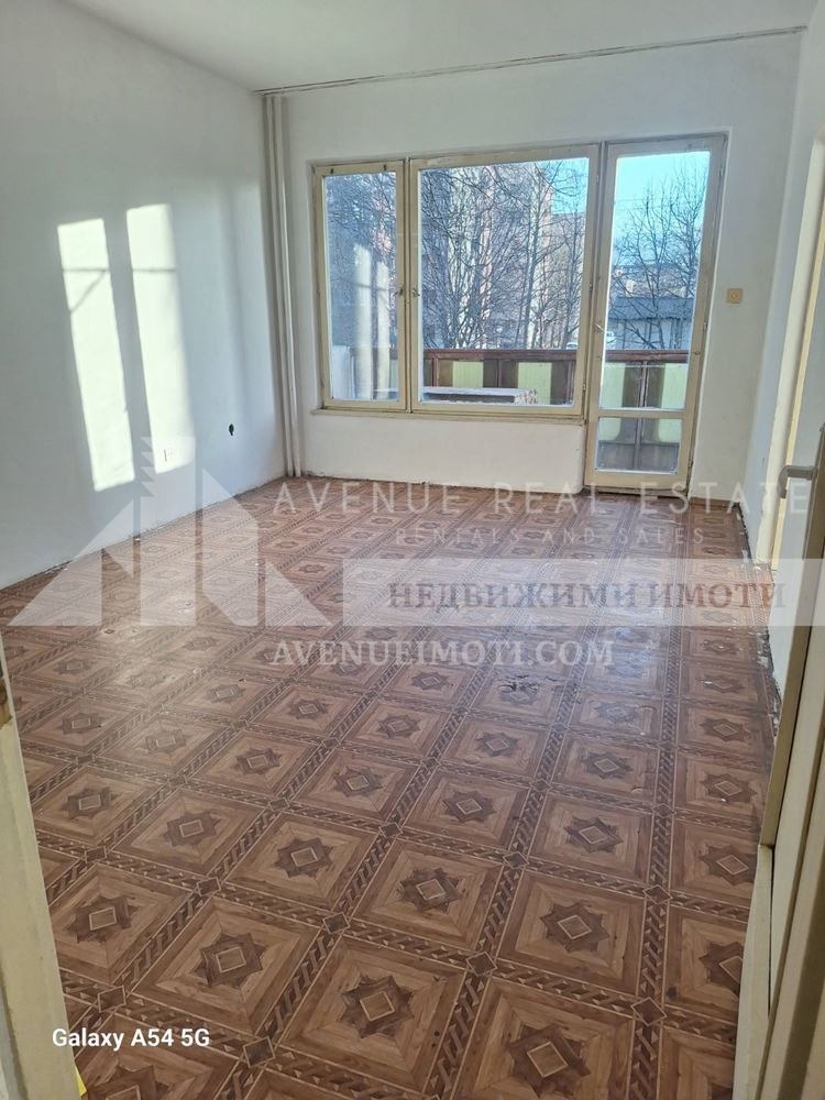 Продава МНОГОСТАЕН, гр. Пловдив, Кючук Париж, снимка 3 - Апартаменти - 54287005