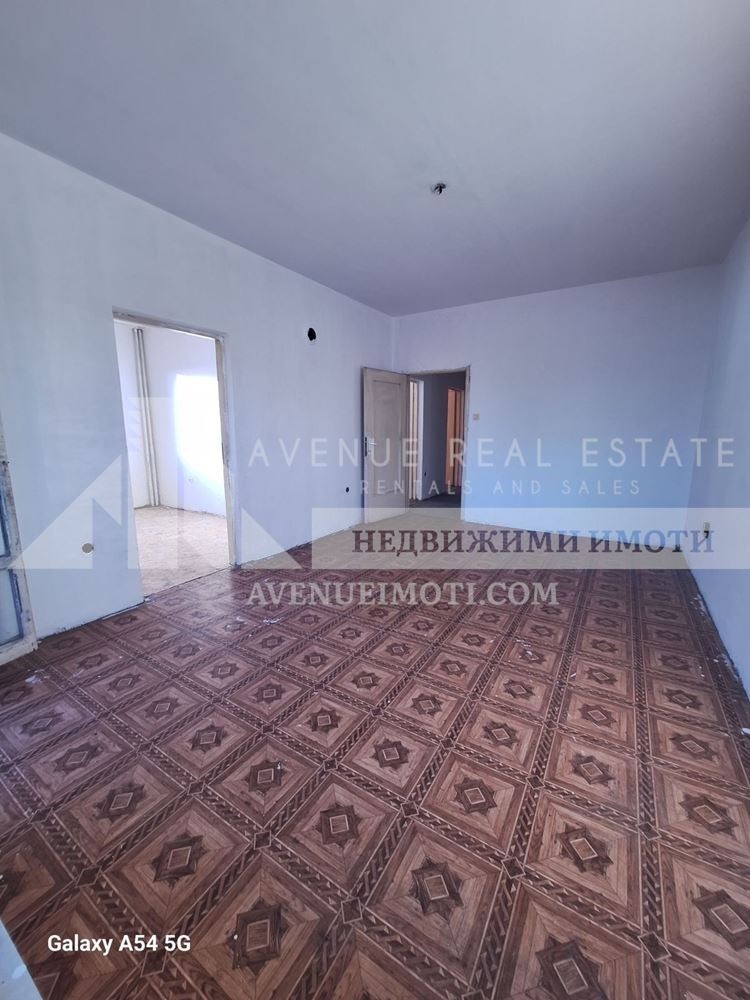 Продава МНОГОСТАЕН, гр. Пловдив, Кючук Париж, снимка 2 - Апартаменти - 54287005