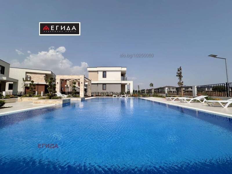 Til salg  Hus Burgas , Sarafovo , 139 kvm | 60174111 - billede [2]