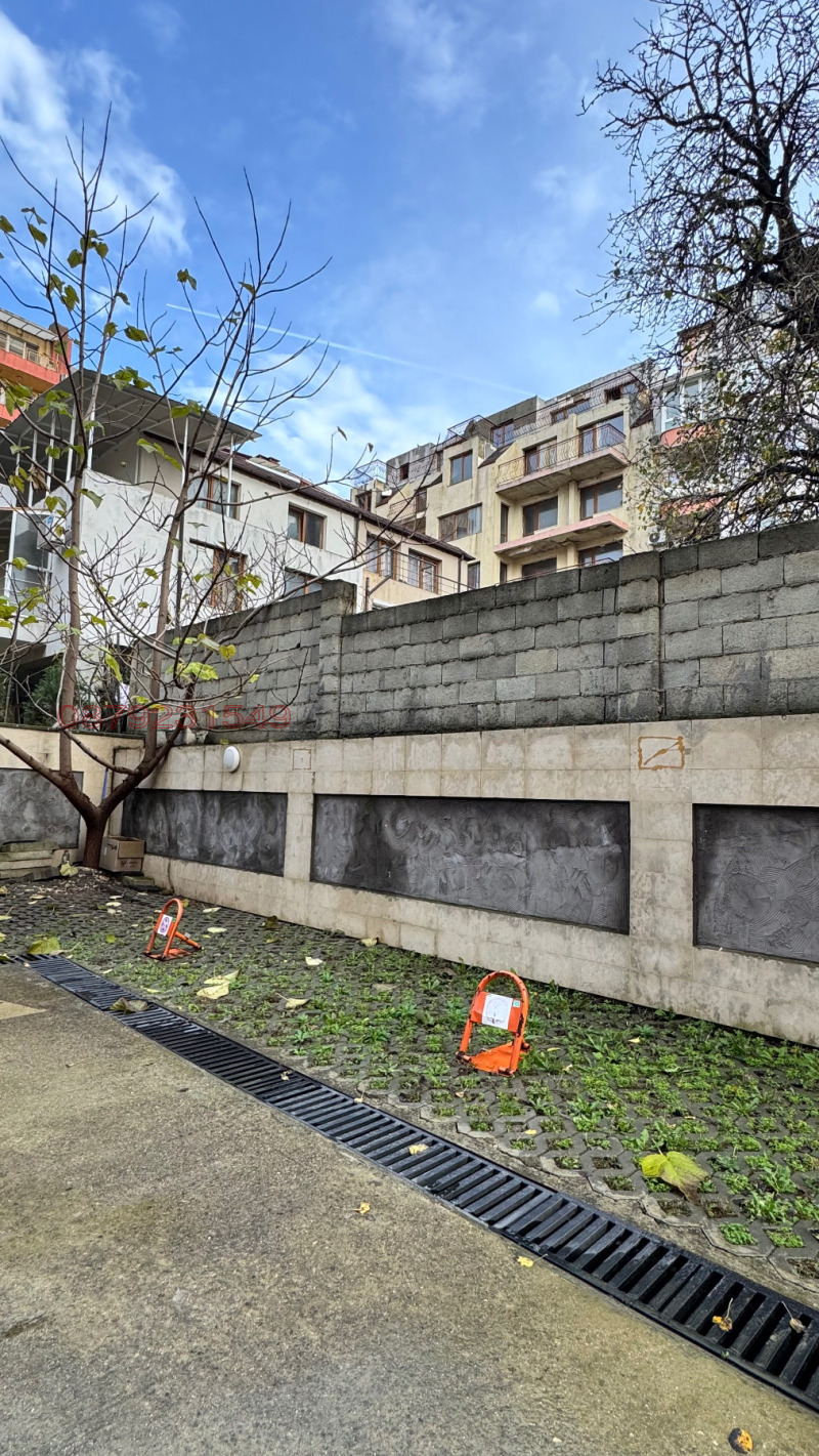 Продава ГАРАЖ, ПАРКОМЯСТО, гр. Варна, Левски 1, снимка 4 - Гаражи и паркоместа - 52783644