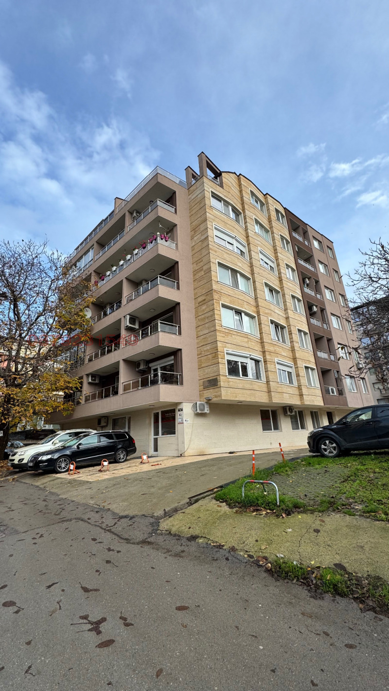 Продава ГАРАЖ, ПАРКОМЯСТО, гр. Варна, Левски 1