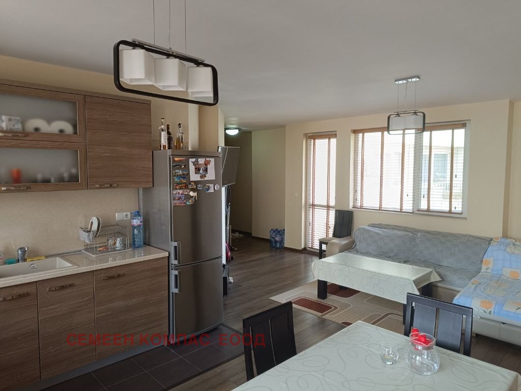 Продава 3-СТАЕН, гр. Пловдив, Кършияка, снимка 2 - Апартаменти - 52371130