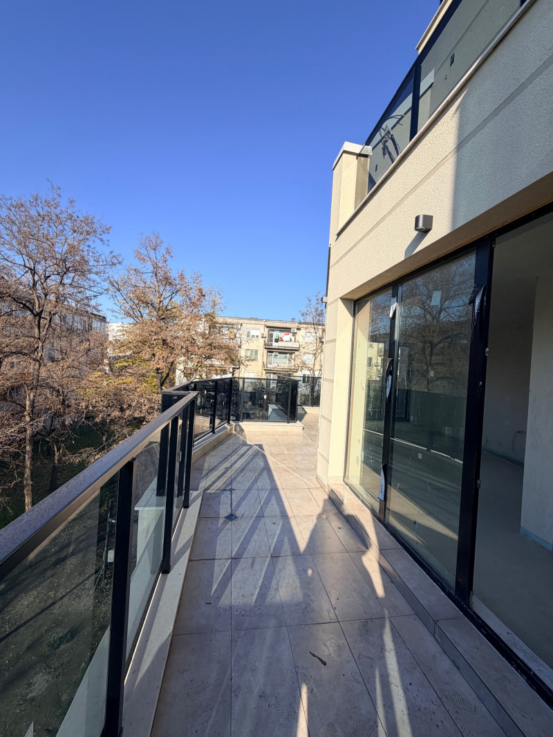 Продава 2-СТАЕН, гр. Пловдив, Кючук Париж, снимка 4 - Апартаменти - 52746572