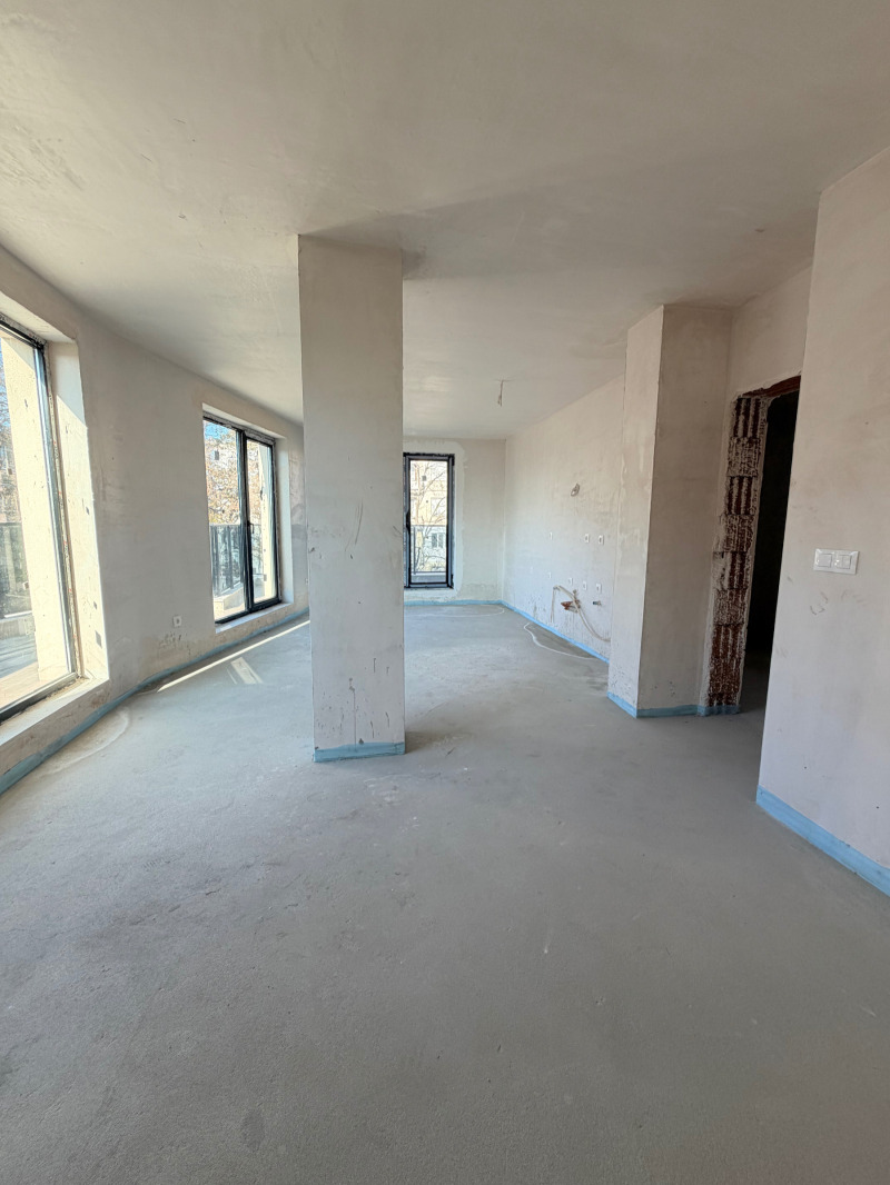 Продава 2-СТАЕН, гр. Пловдив, Кючук Париж, снимка 3 - Апартаменти - 52746572