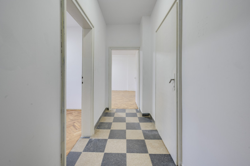 Продава 3-СТАЕН, гр. София, Център, снимка 7 - Апартаменти - 53171848