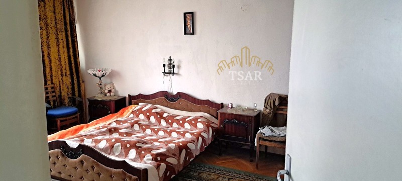 Продава 3-СТАЕН, гр. Велико Търново, Света гора, снимка 2 - Апартаменти - 53218967