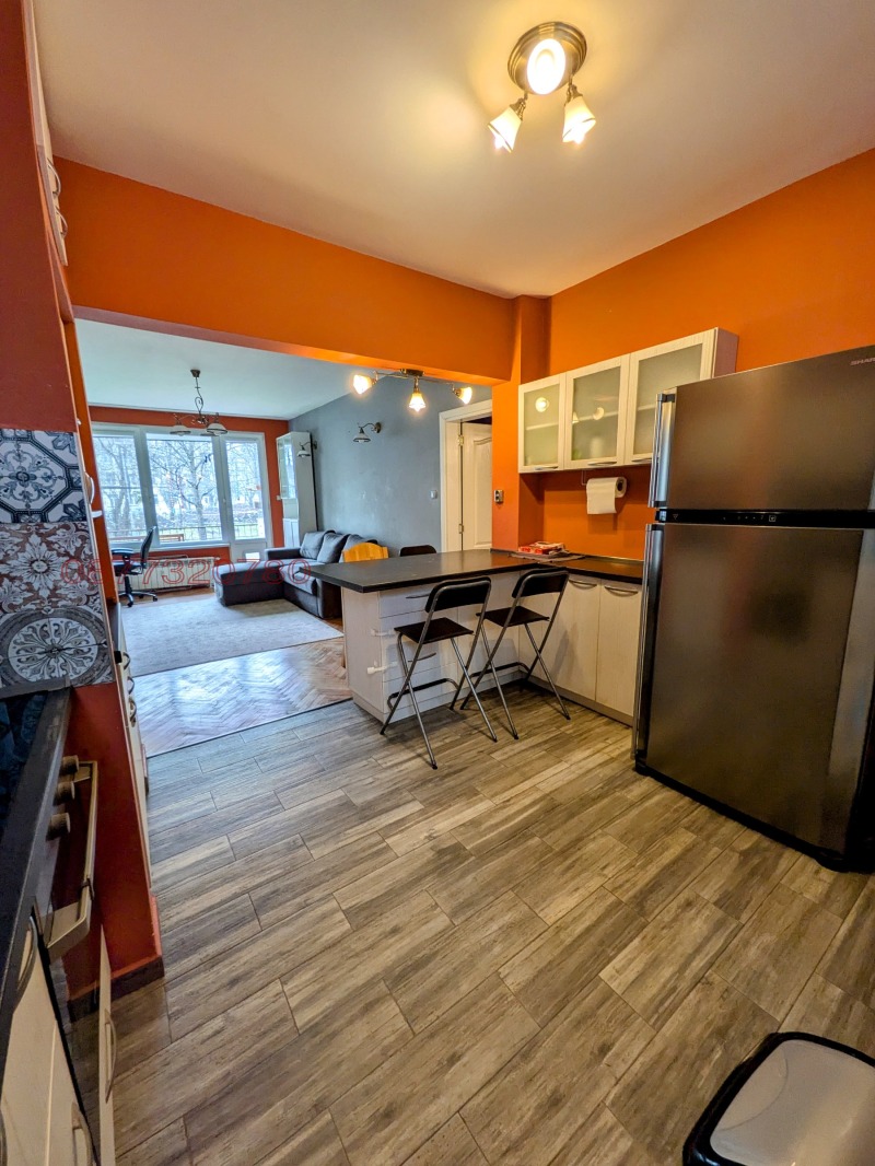 Продава 3-СТАЕН, гр. София, Изток, снимка 3 - Апартаменти - 53363583