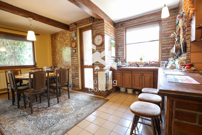 Продава ЕТАЖ ОТ КЪЩА, гр. Ботевград, област София област, снимка 4 - Етаж от къща - 52492989