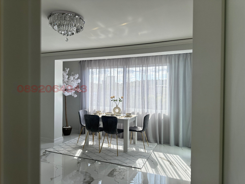 Продава 3-СТАЕН, гр. Добрич, Център, снимка 4 - Апартаменти - 52907140