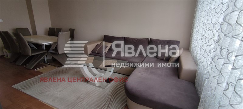 Продава 3-СТАЕН, гр. Перник, Изток, снимка 2 - Апартаменти - 53472534