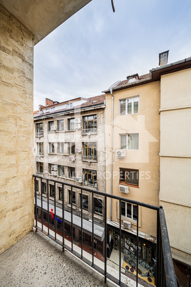 Продава  4-стаен град София , Център , 102 кв.м | 30148755 - изображение [16]