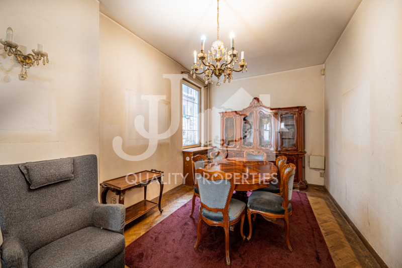 Продава  4-стаен град София , Център , 102 кв.м | 30148755