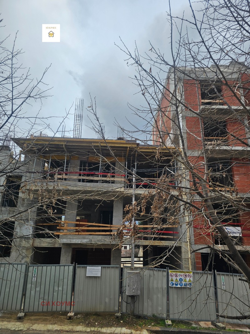 Продава 4-СТАЕН, гр. София, Банишора, снимка 2 - Апартаменти - 53009992