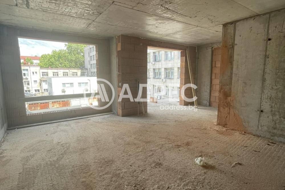 Продава 3-СТАЕН, гр. София, Оборище, снимка 5 - Апартаменти - 52704045