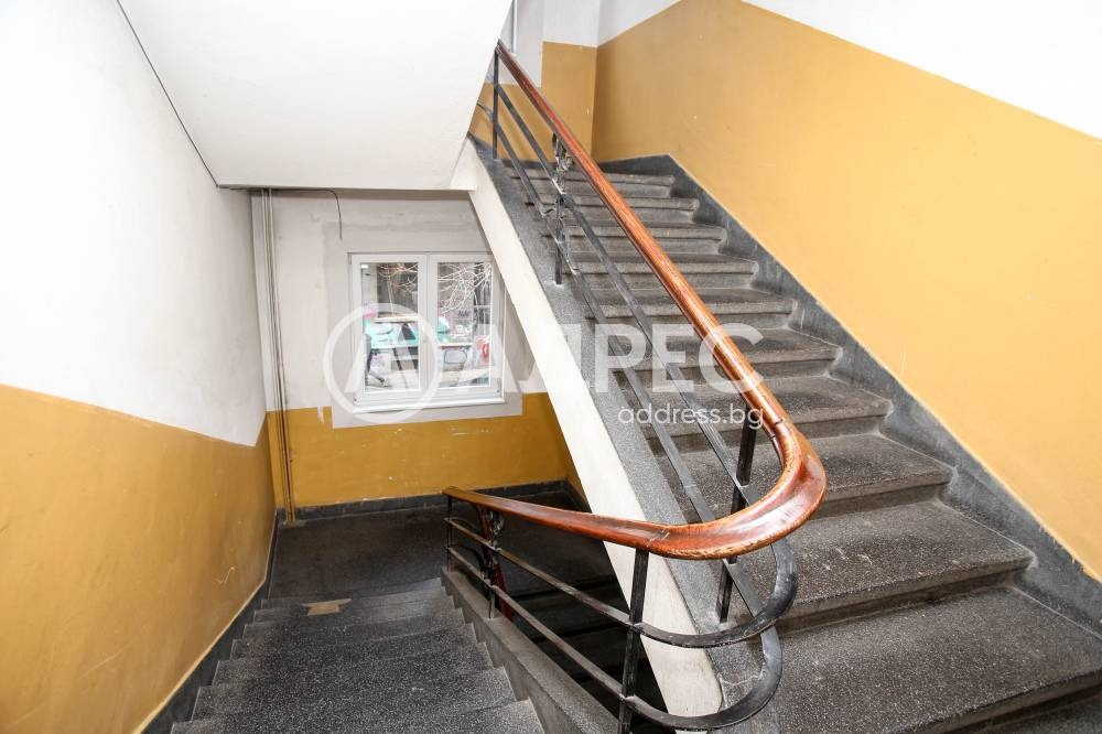 Продава МНОГОСТАЕН, гр. София, Център, снимка 2 - Апартаменти - 53336016