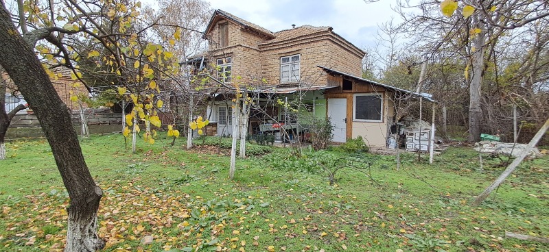 Продава КЪЩА в област Шумен, гр. Плиска - 48 кв.м / 32 000 € » 62 586.56 лв., АДРЕС НЕДВИЖИМИ ИМОТИ - КАНТОРА ШУМЕН