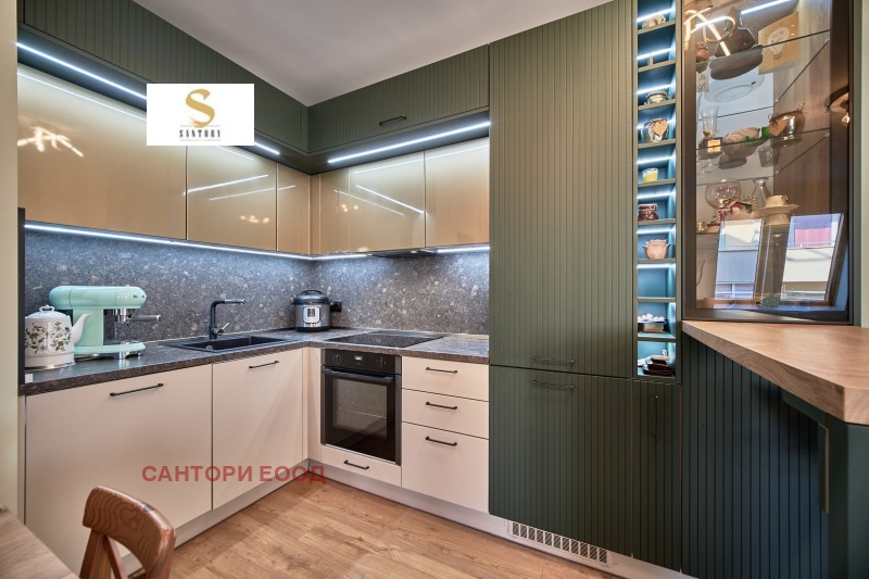 Продава  3-стаен град Варна , Център , 120 кв.м | 33271511 - изображение [2]