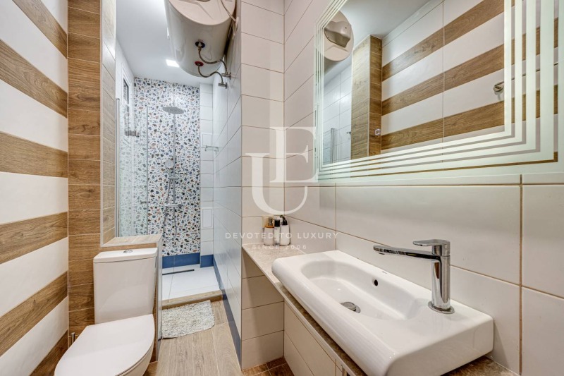 Продава 3-СТАЕН, гр. София, Център, снимка 16 - Апартаменти - 52413320