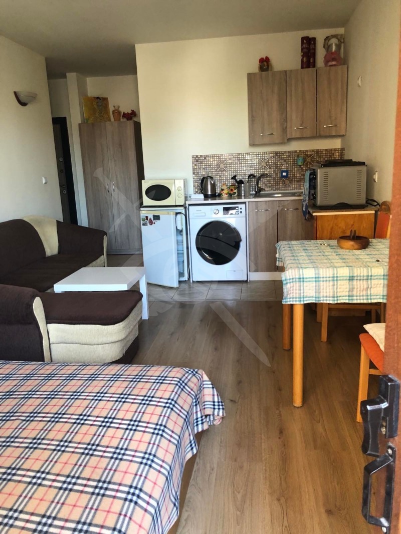 Eladó  Tetőtér Burgas , Sarafovo , 33 négyzetméter | 94664261