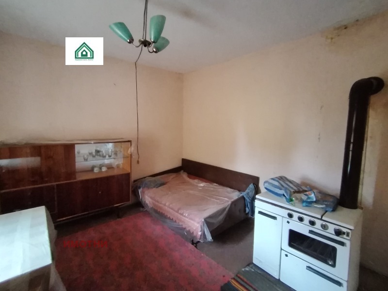 Продава КЪЩА, с. Тюркмен, област Пловдив, снимка 4 - Къщи - 52548948