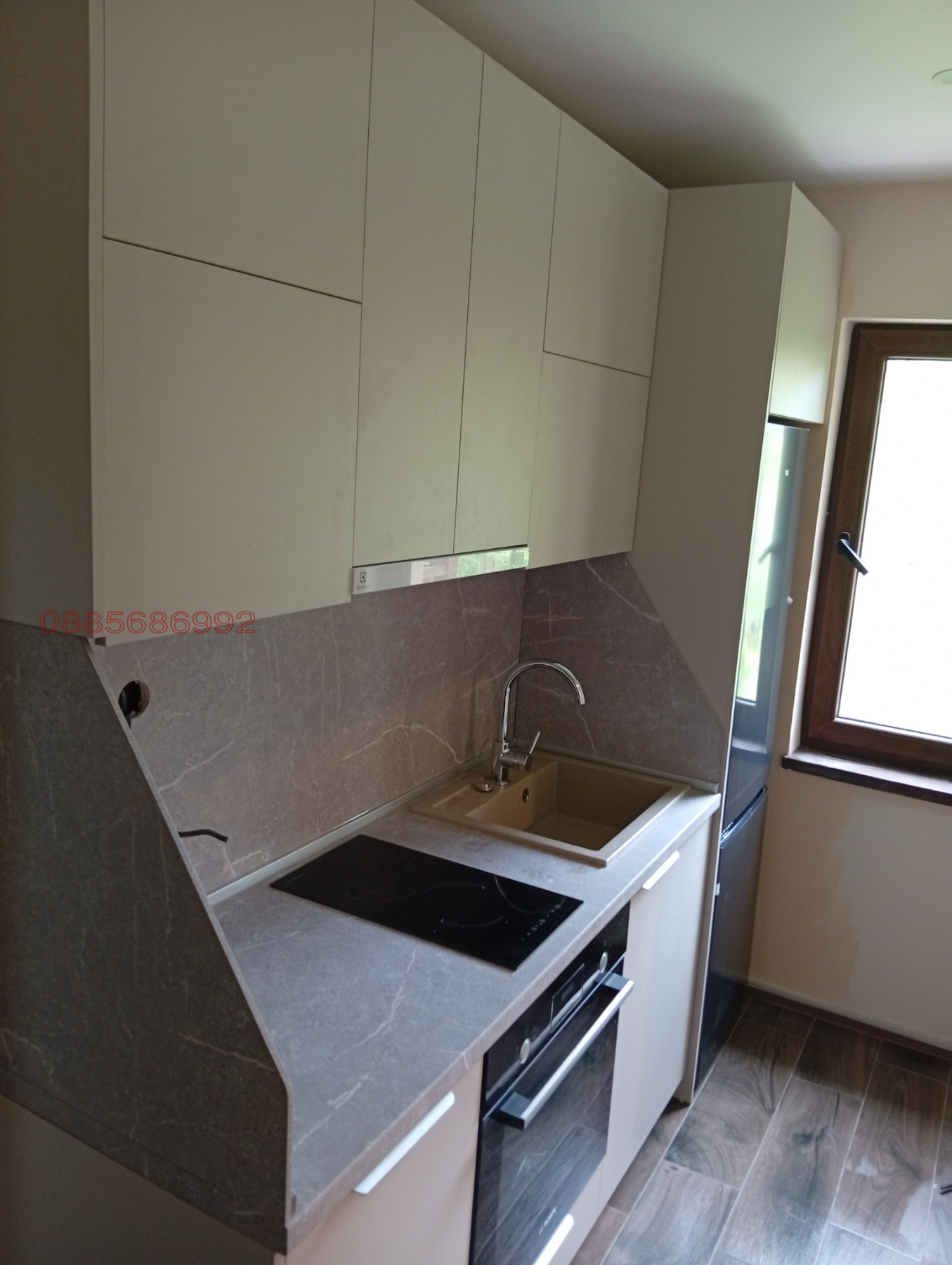Продава КЪЩА, гр. София, Люлин 3, снимка 3 - Къщи - 54562709